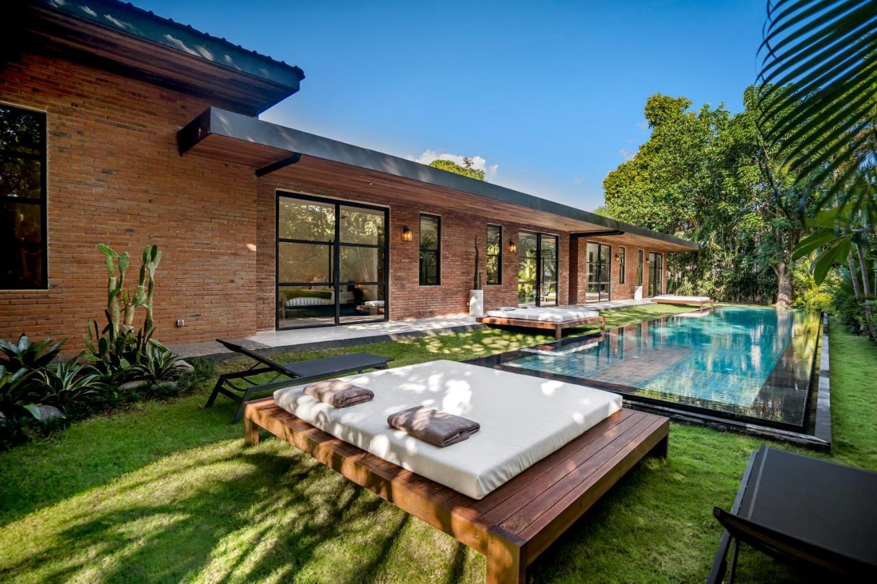 Villa Badoum Guesthouse Canggu  Exterior photo